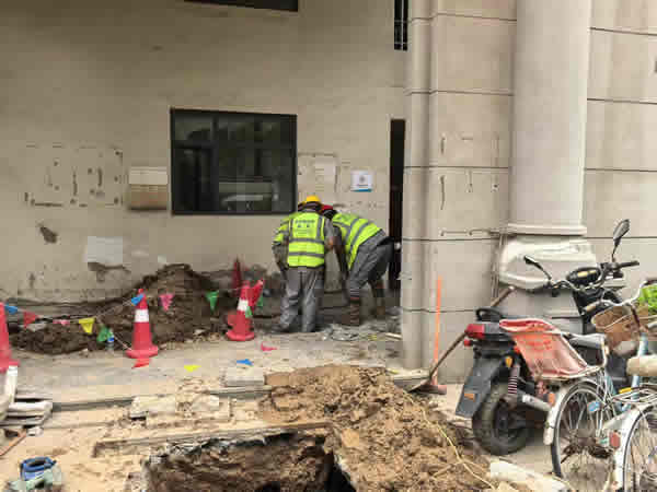 精準(zhǔn)監(jiān)測(cè)除隱患！滄州供排水集團(tuán)快速處置供水漏點(diǎn)